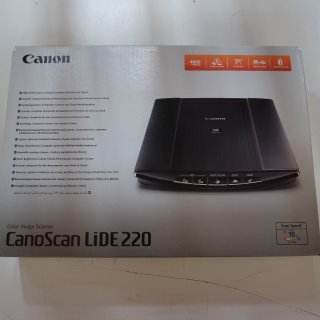 CanoScan LiDE 220