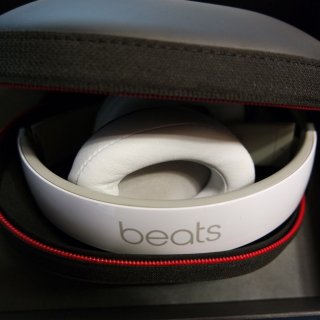 Beats Studio Wireless Headphones - White