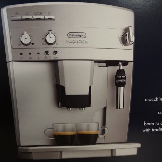 DELONGHI ESAM 03.105 MAGNIFICA SILBER,Kaffeevollautomat,1350 Watt,15 Bar